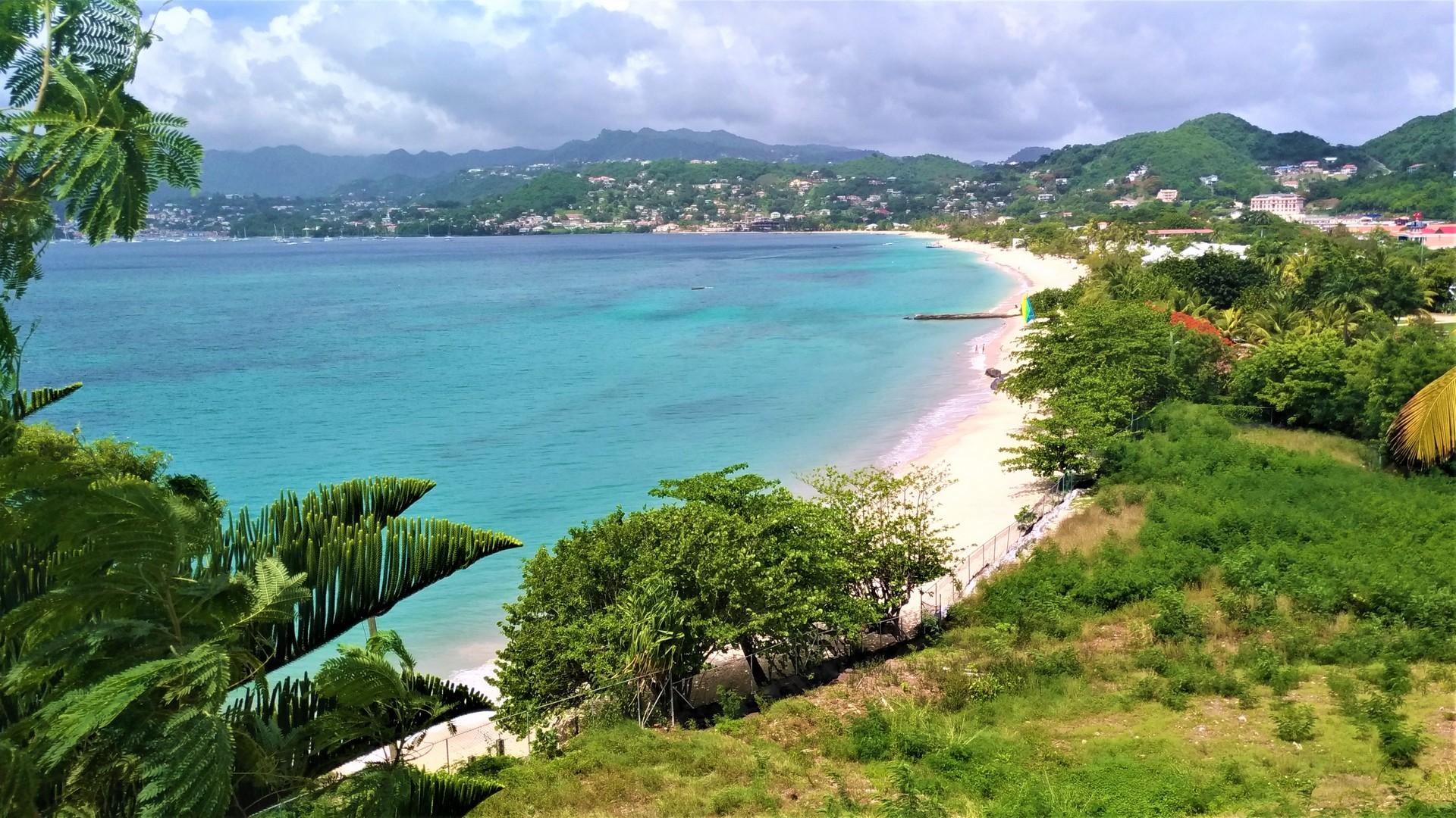 Nice beach in Grenada on a day with cloudy weather