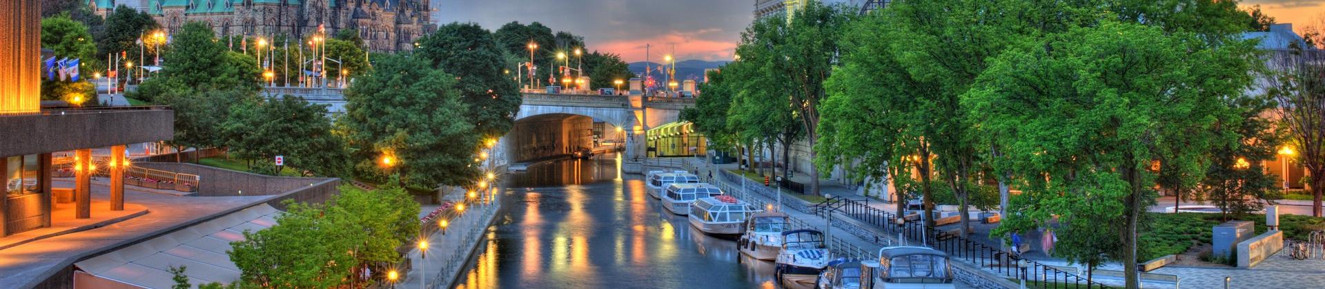 Boat in Ottawa at dawn