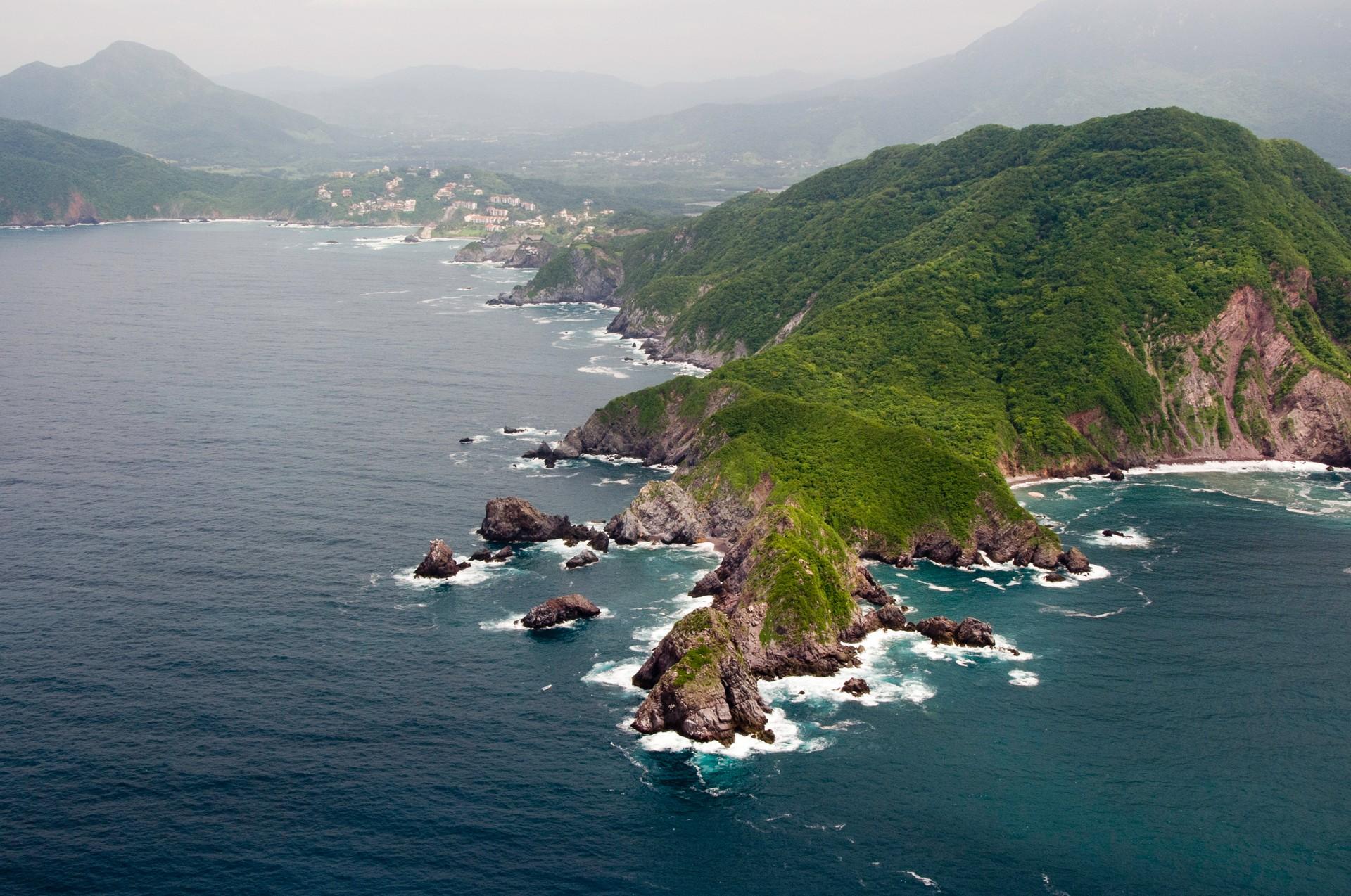 Beach near Manzanillo with cloudy sky