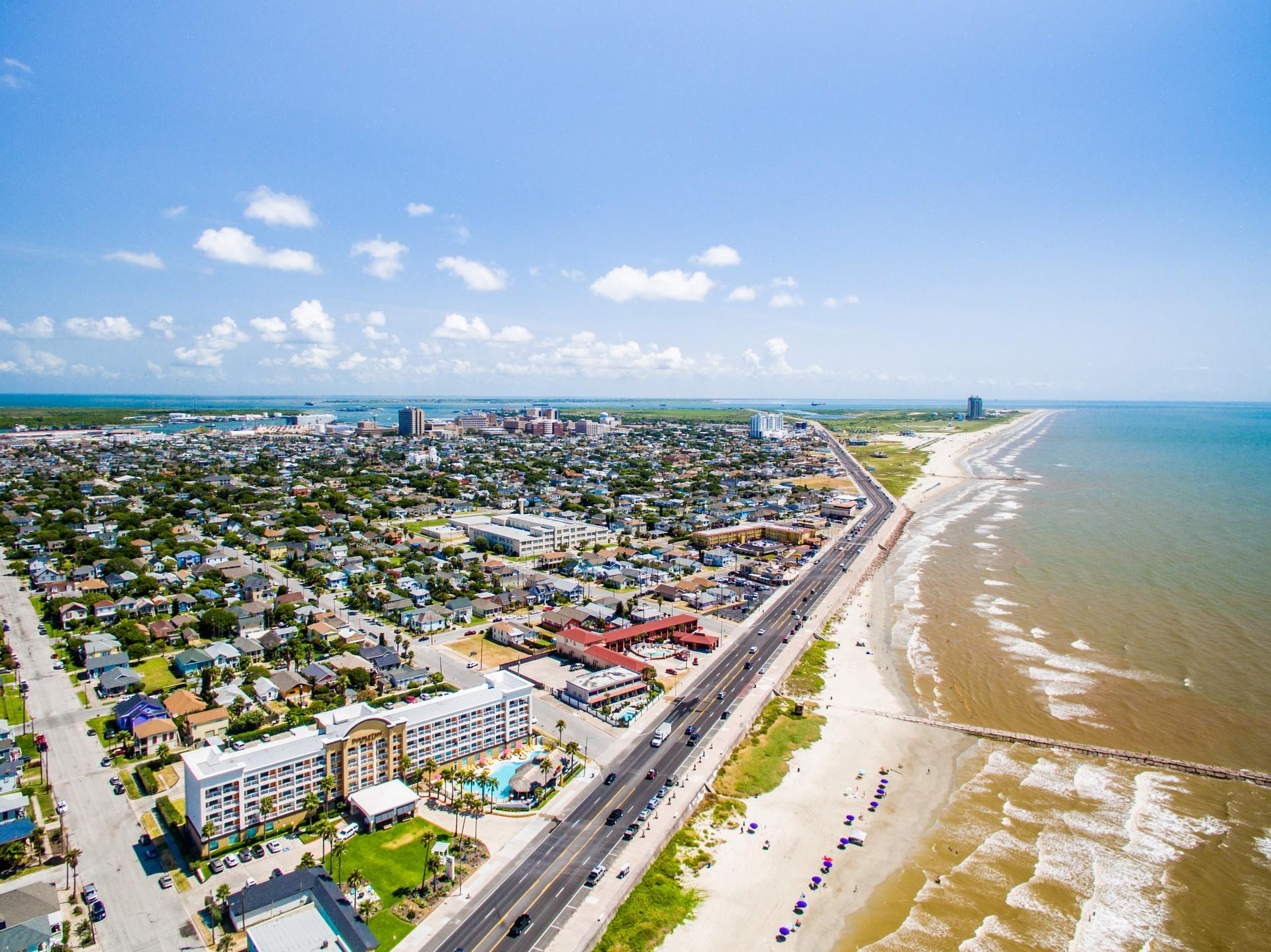 Galveston in sunny weather with few clouds