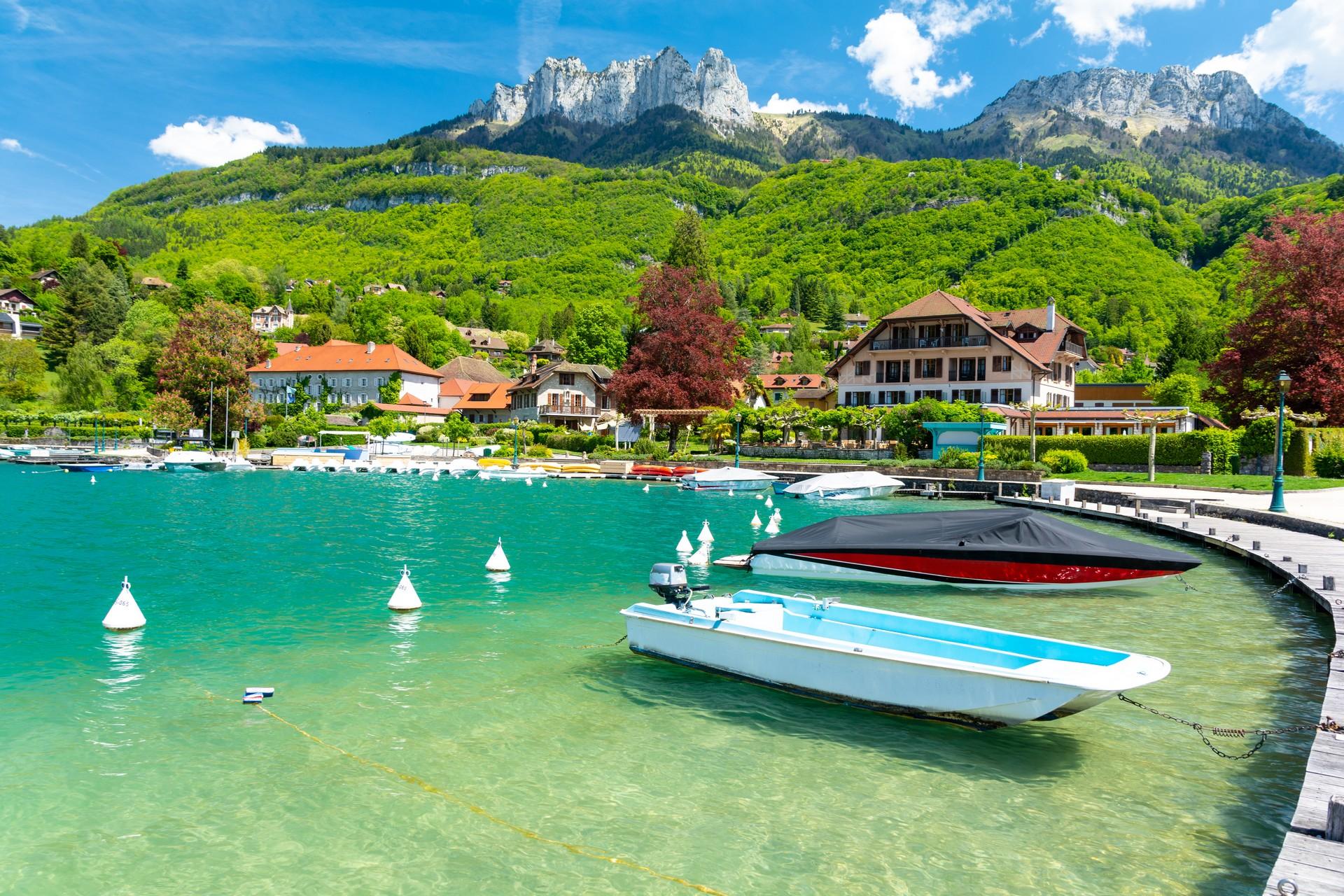 Countryside in Annecy in partly cloudy weather