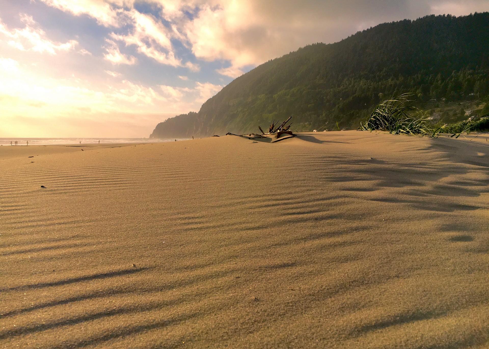 Location near Manzanita with cloudy sky