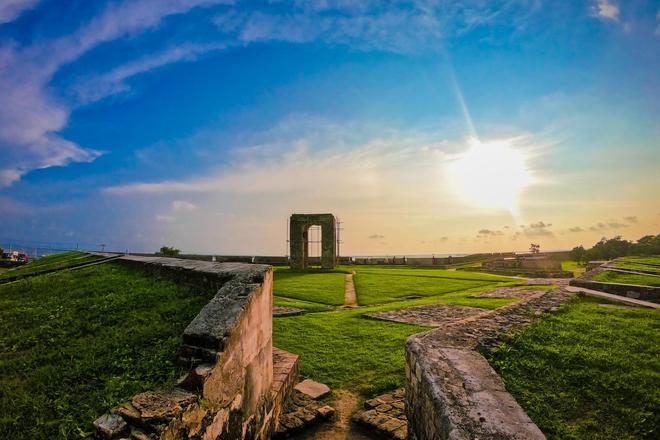 View of the Jaffna fort and clear sky in background