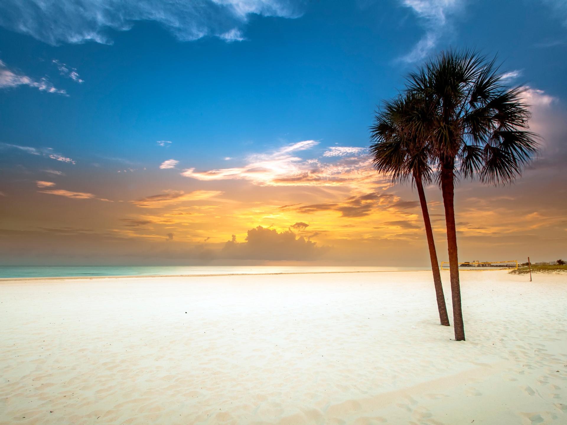 Saint Pete Beach at sunset time