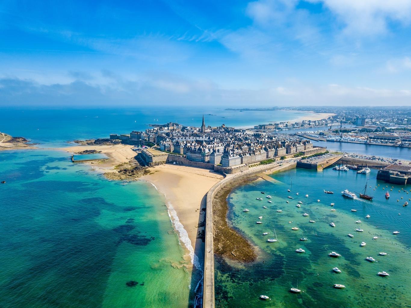 Brittany France weather in September Sunheron
