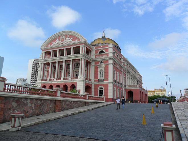Manaus: Teatro Amazonas opera house.