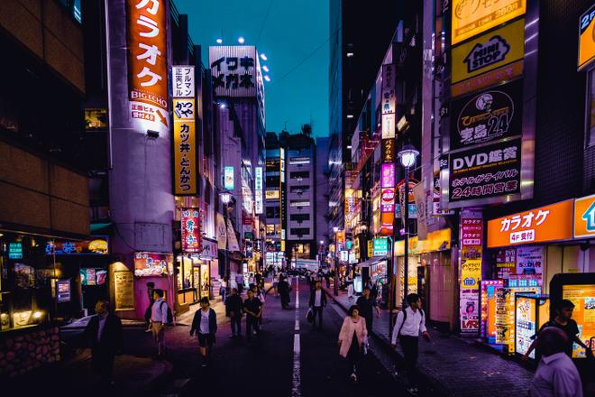 Street in tokyo at night.
