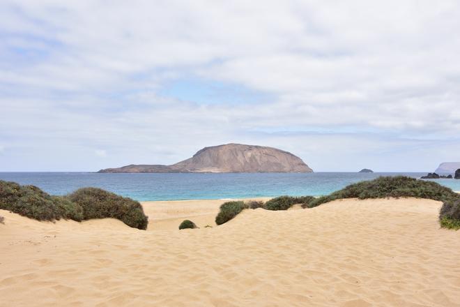 Islands of Chinijo: a beach on Montaña Clara island.