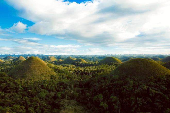 Green Chocolate mountains in Bohol