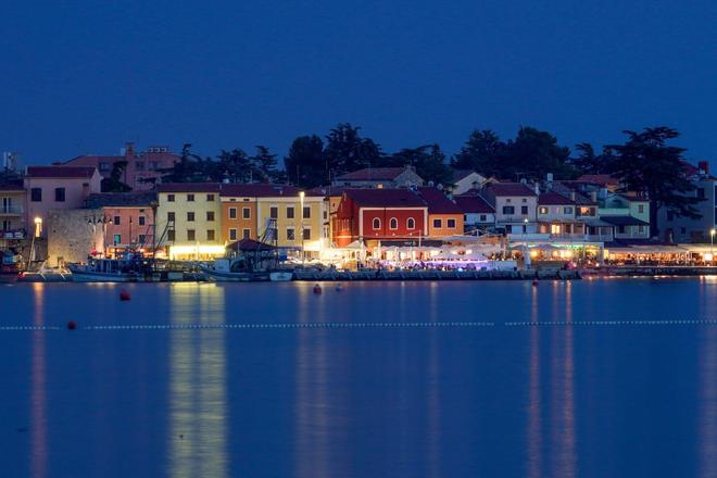 The night city of Novigrad, Istria