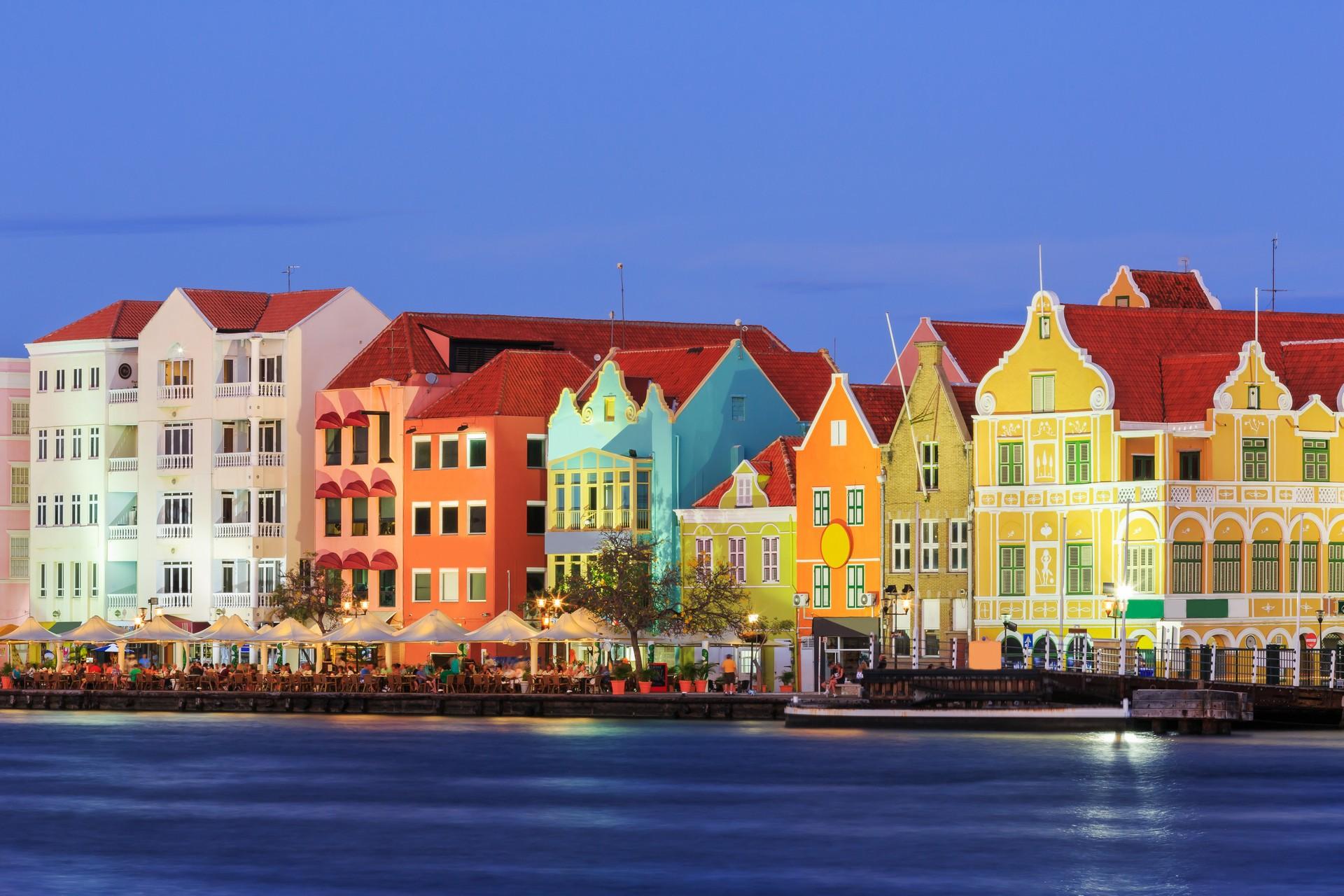 Architecture in Willemstad at dawn