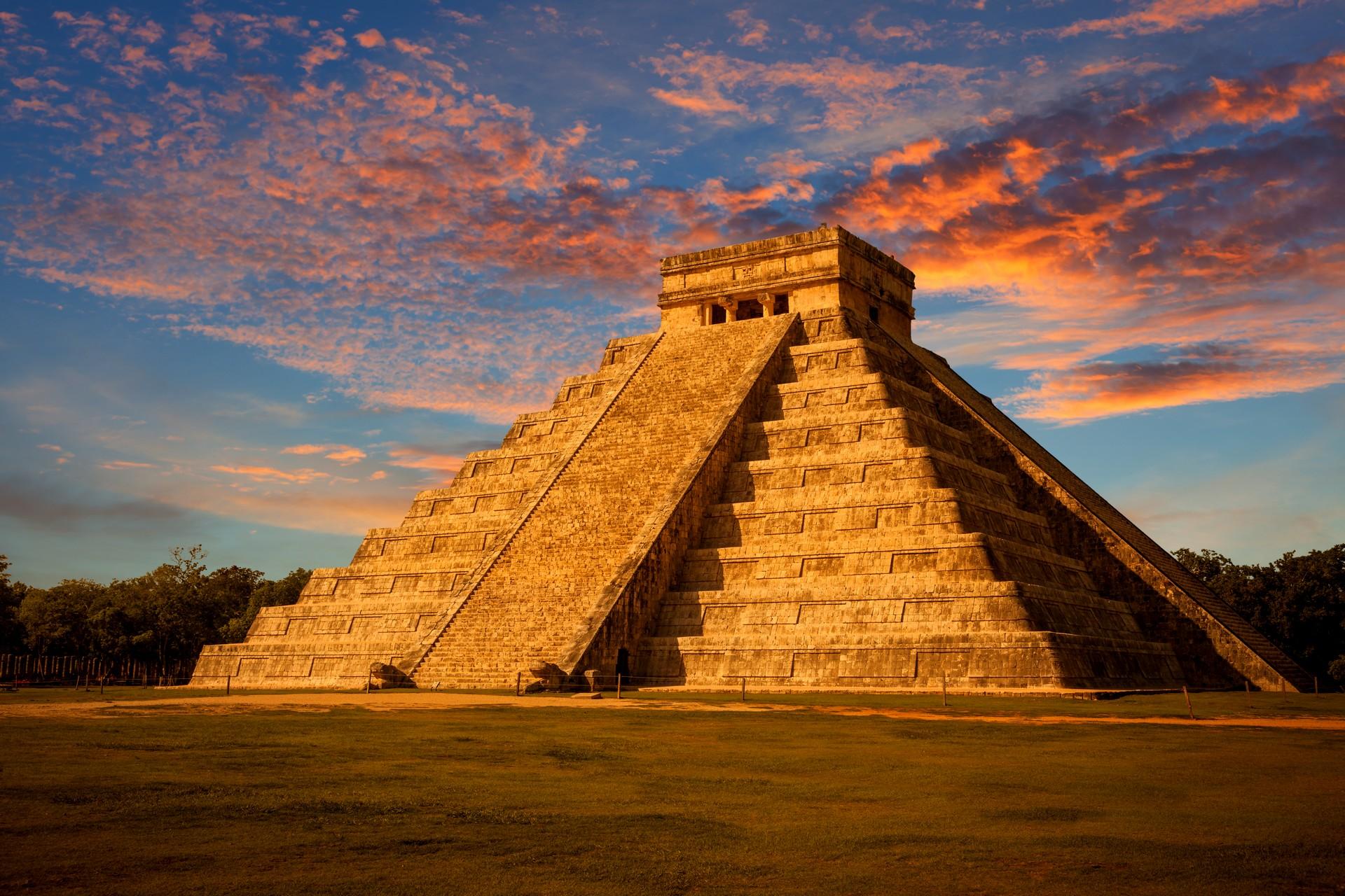 Architecture near Mérida at dawn