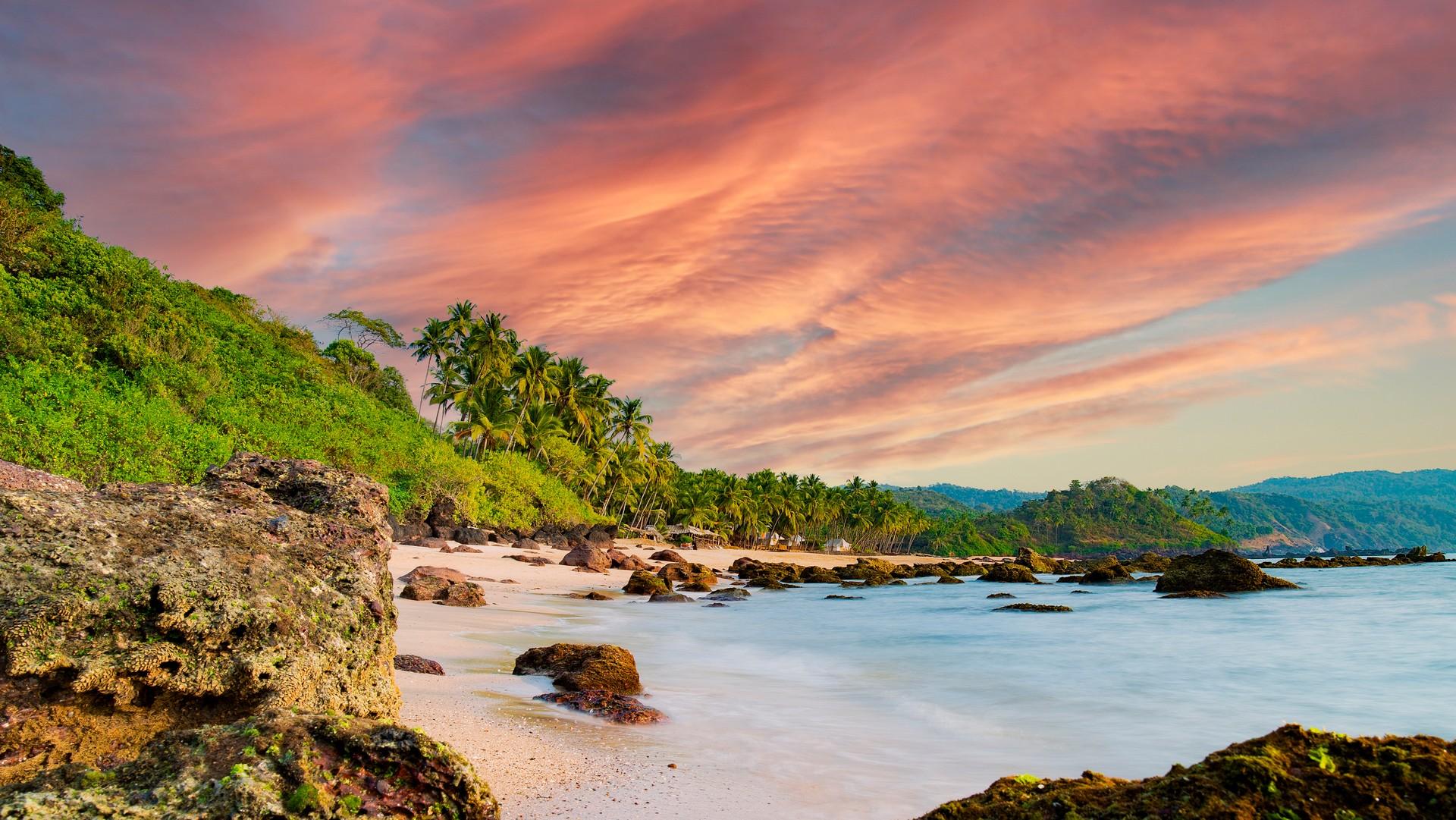 Beach in Varkala at dawn