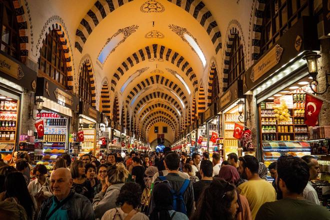 Tourists in the Grand Bazaar in Istanbul