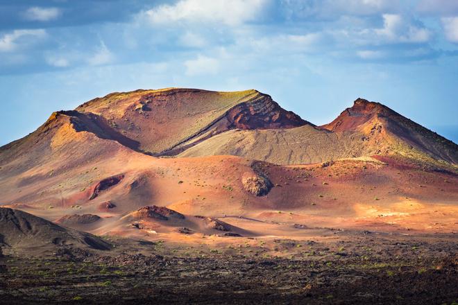  Timanfaya National Park on Lanzarote: mountains.
