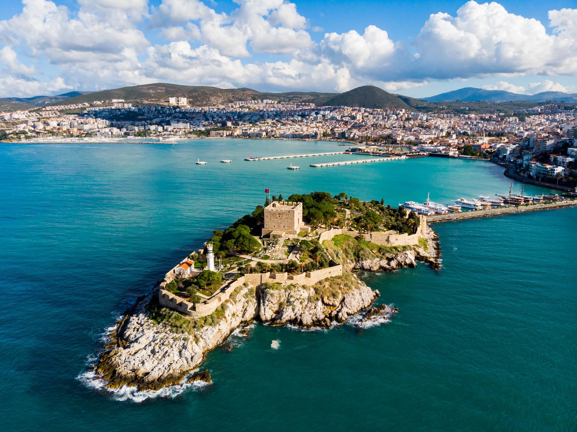 Aerial view of beach in Kuşadasi on a day with cloudy weather