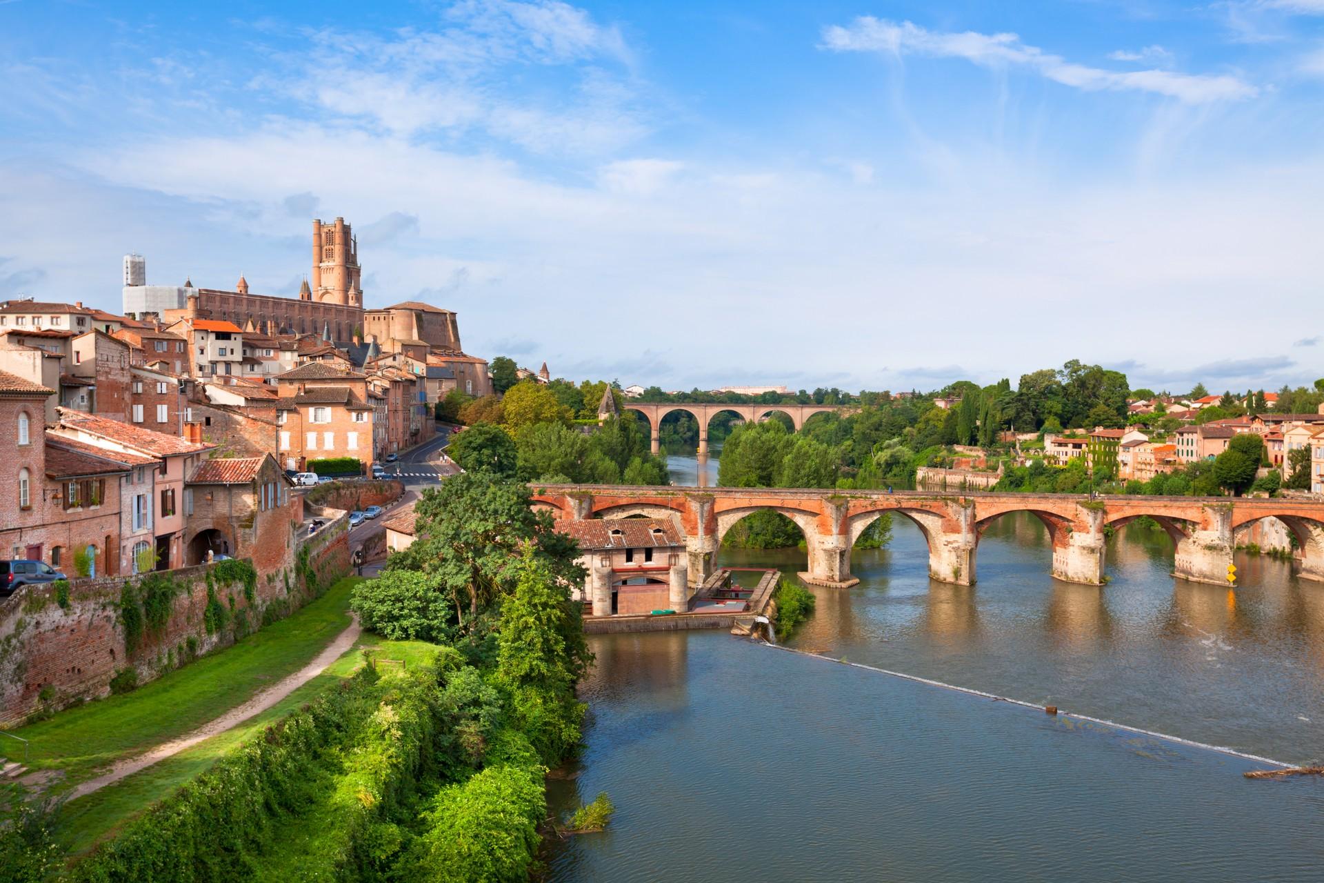 Aerial view of architecture in Albi with cloudy sky