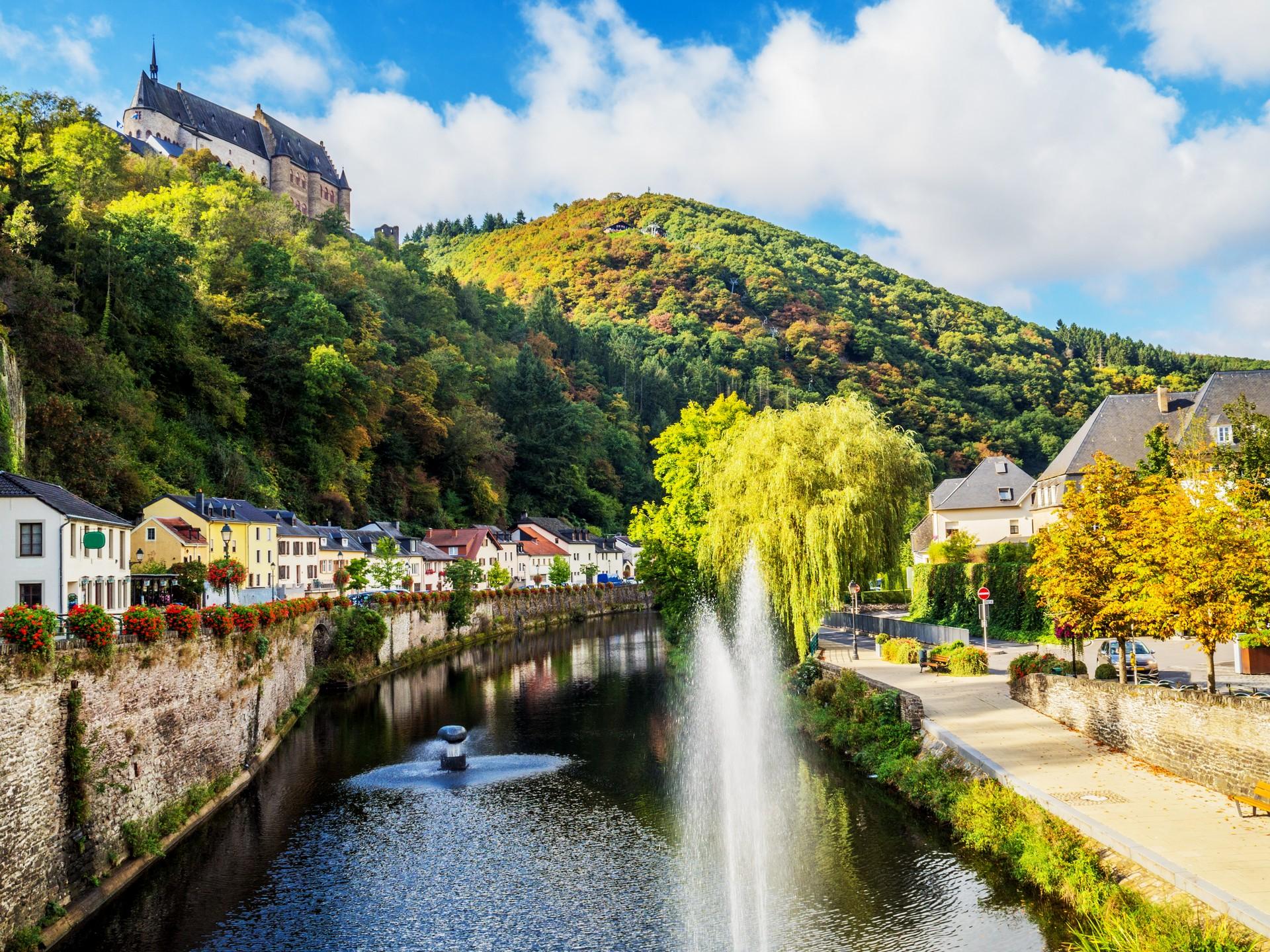 Bridge in Vianden in partly cloudy weather