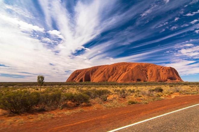 A monolith of Uluru in Australia